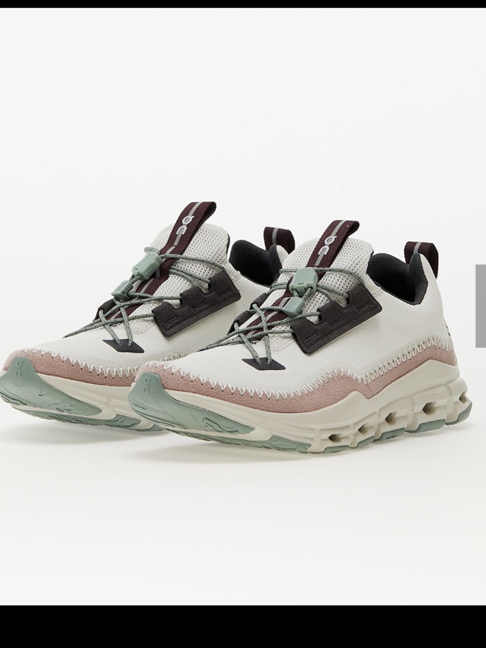 On Running Women’s Cloudaway Sneakers 9.5 ice/moss